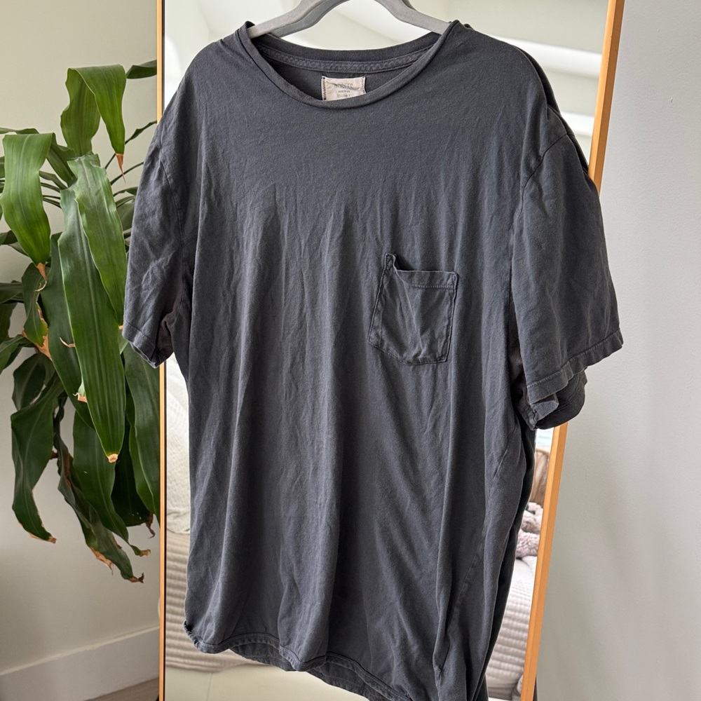 Men's Dark Gray Short Sleeve Tee